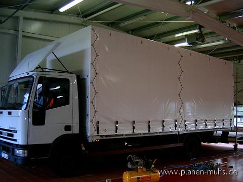 plane_lkw007.jpg