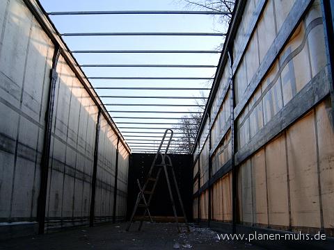 plane_lkw062.jpg