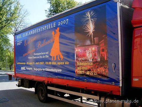 plane_lkw064.jpg
