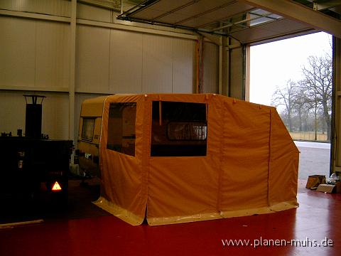 plane_zelte_vordaecher120.jpg